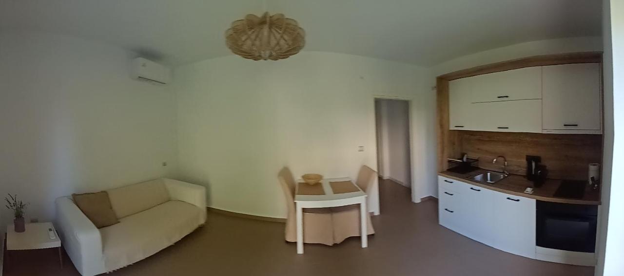 Aloe Apartment In Epidaurus Exteriér fotografie